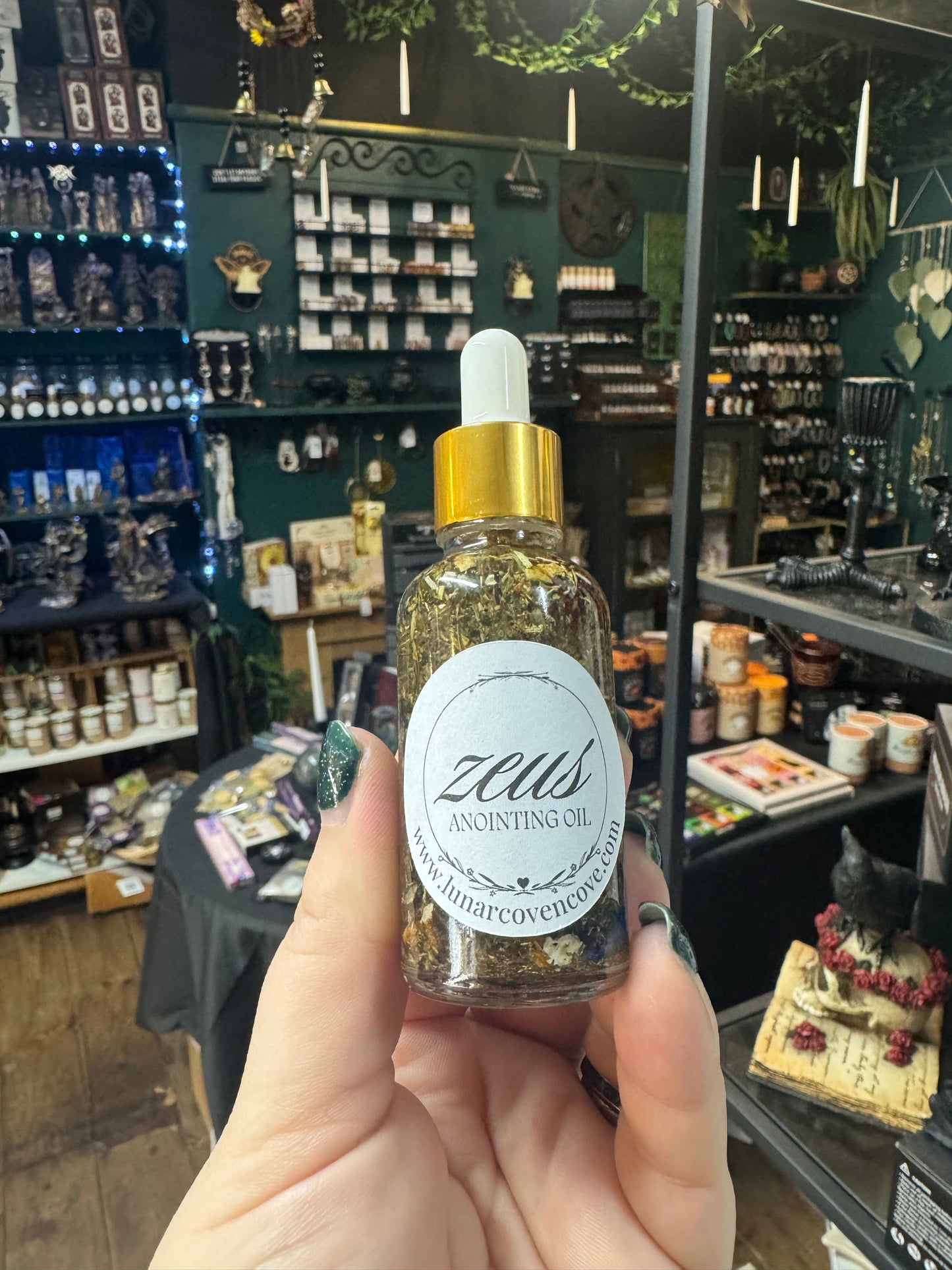 Zeus Anointing Oil for deity rituals and worship