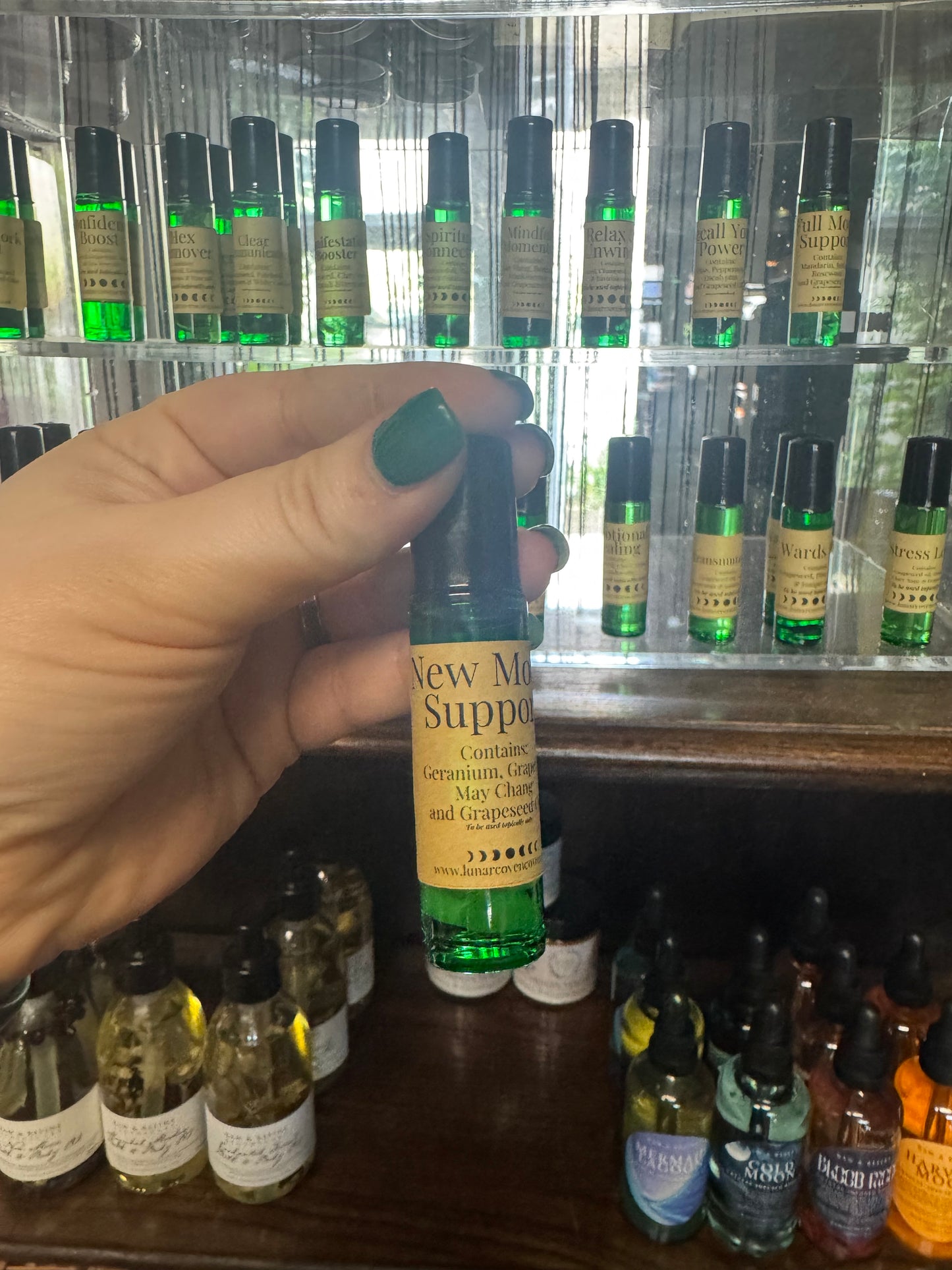 New Moon Support Roll On Oil