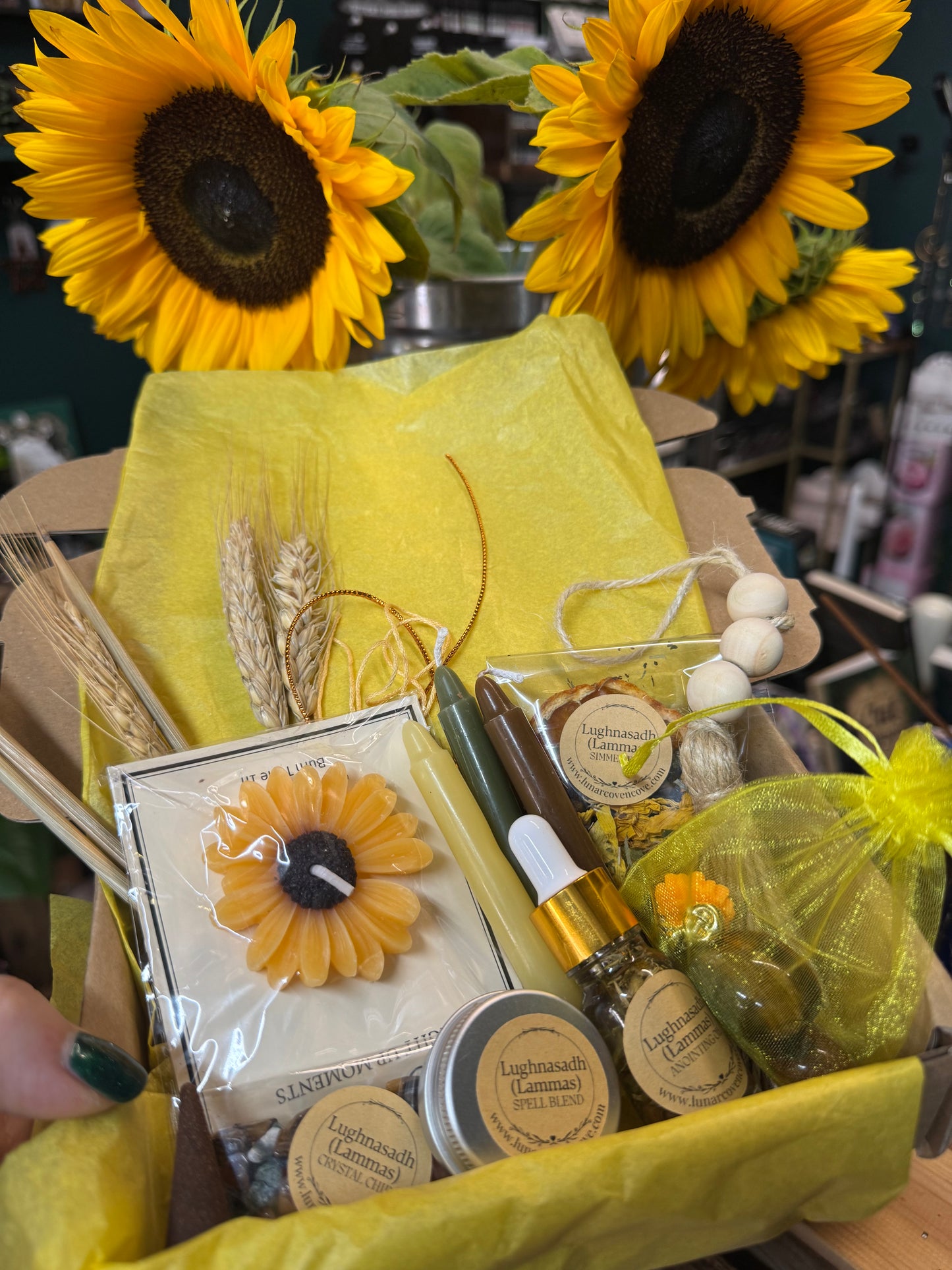 Lughnasadh / Lammas Sabbat Box and single items such as Spell Blend, Anointing Oil and Simmer Pot