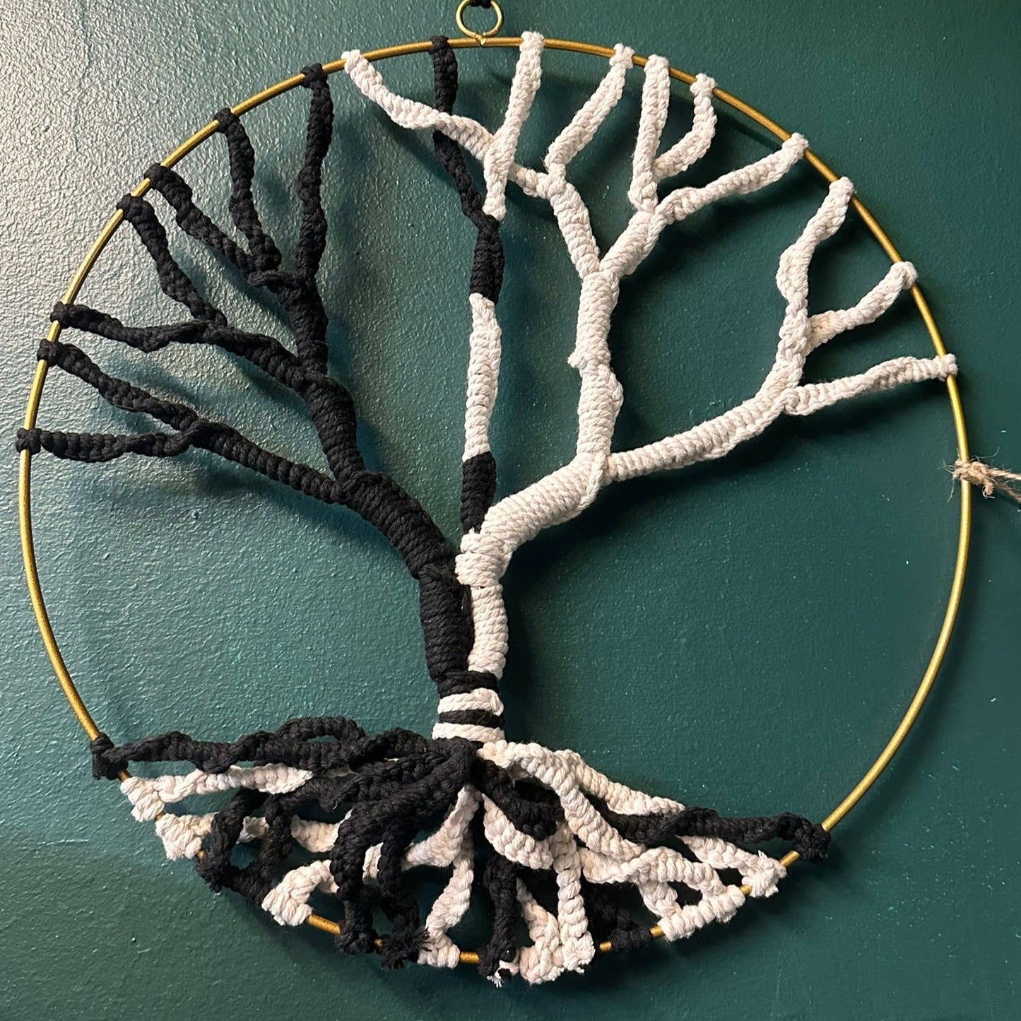 Black and White Tree of Life