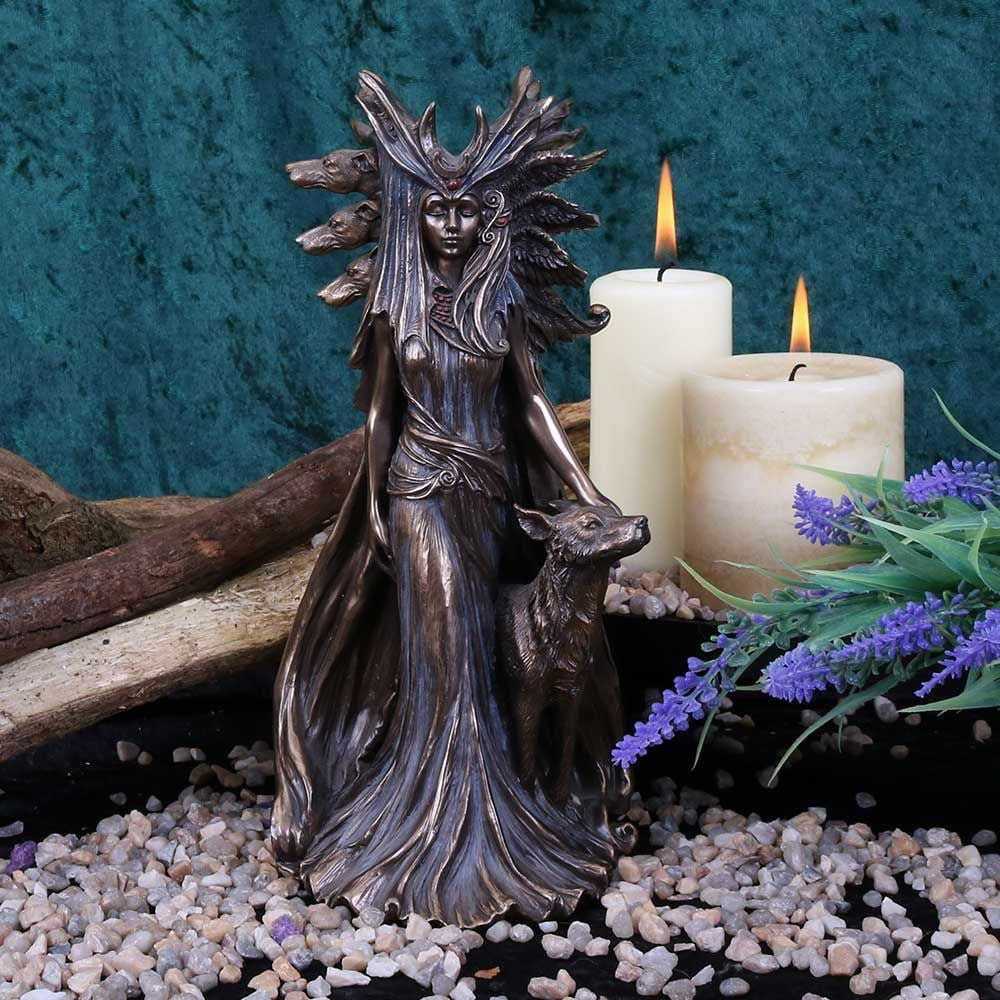 Hekate Resin Figurine (25cm) Goddess of magic & witchcraft