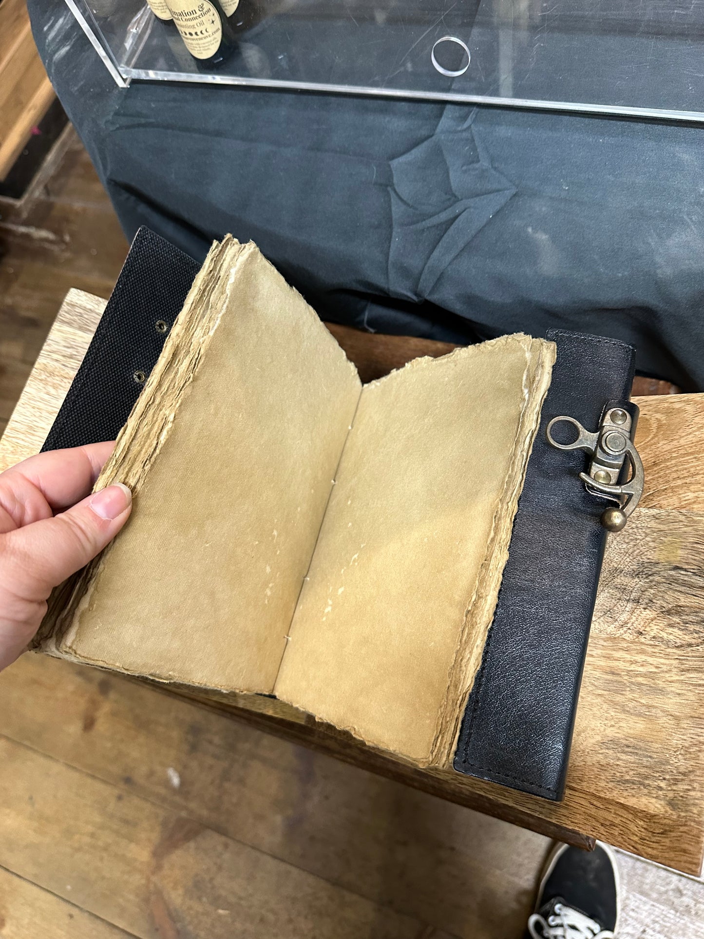 Book of Shadows : Leather Journal