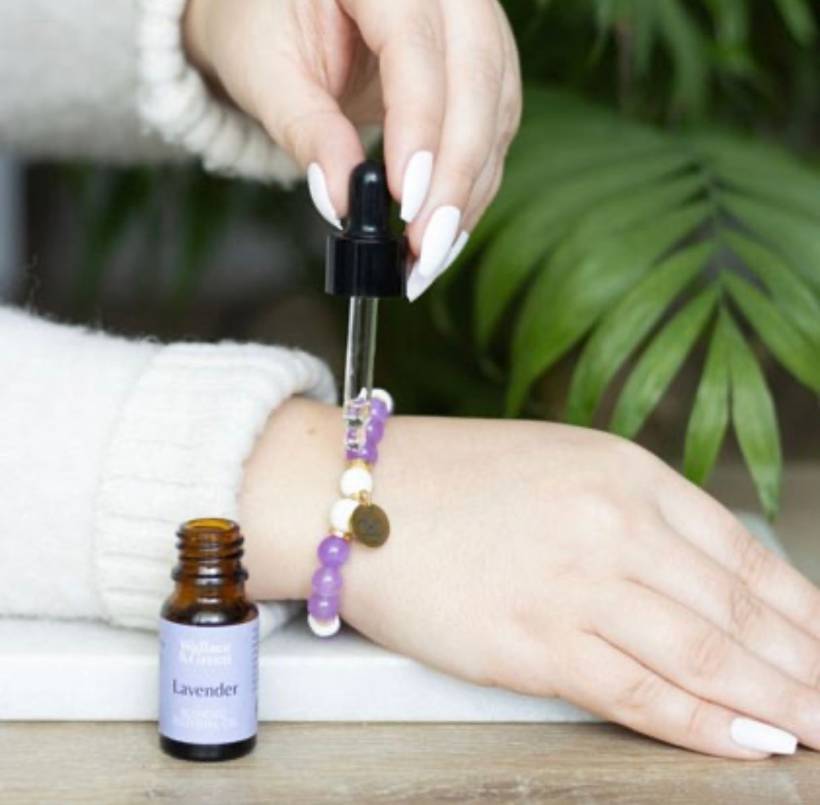 Anti-Anxiety Bracelet : Amethyst & Lava Beads with oil