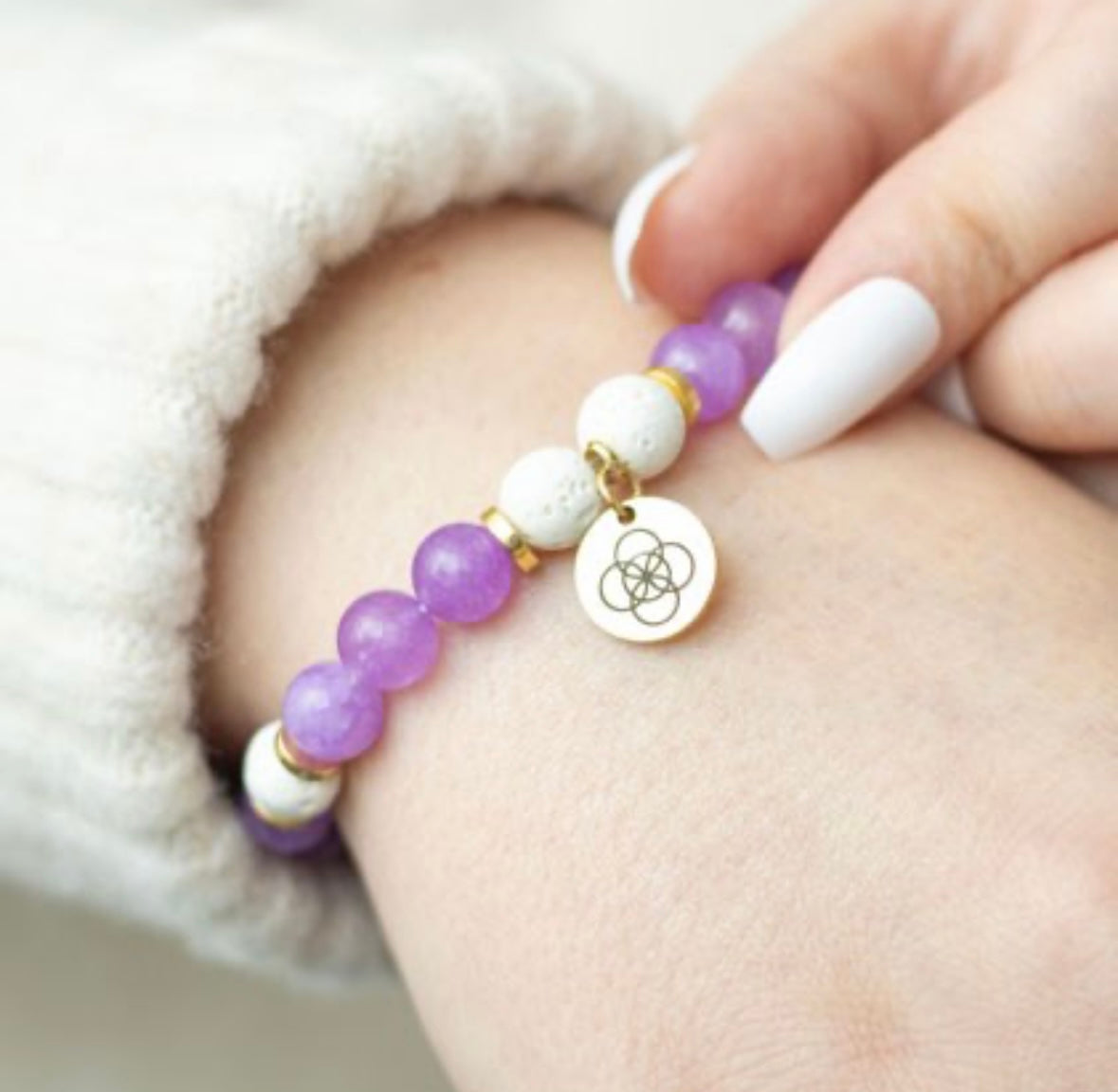 Anti-Anxiety Bracelet : Amethyst & Lava Beads with oil