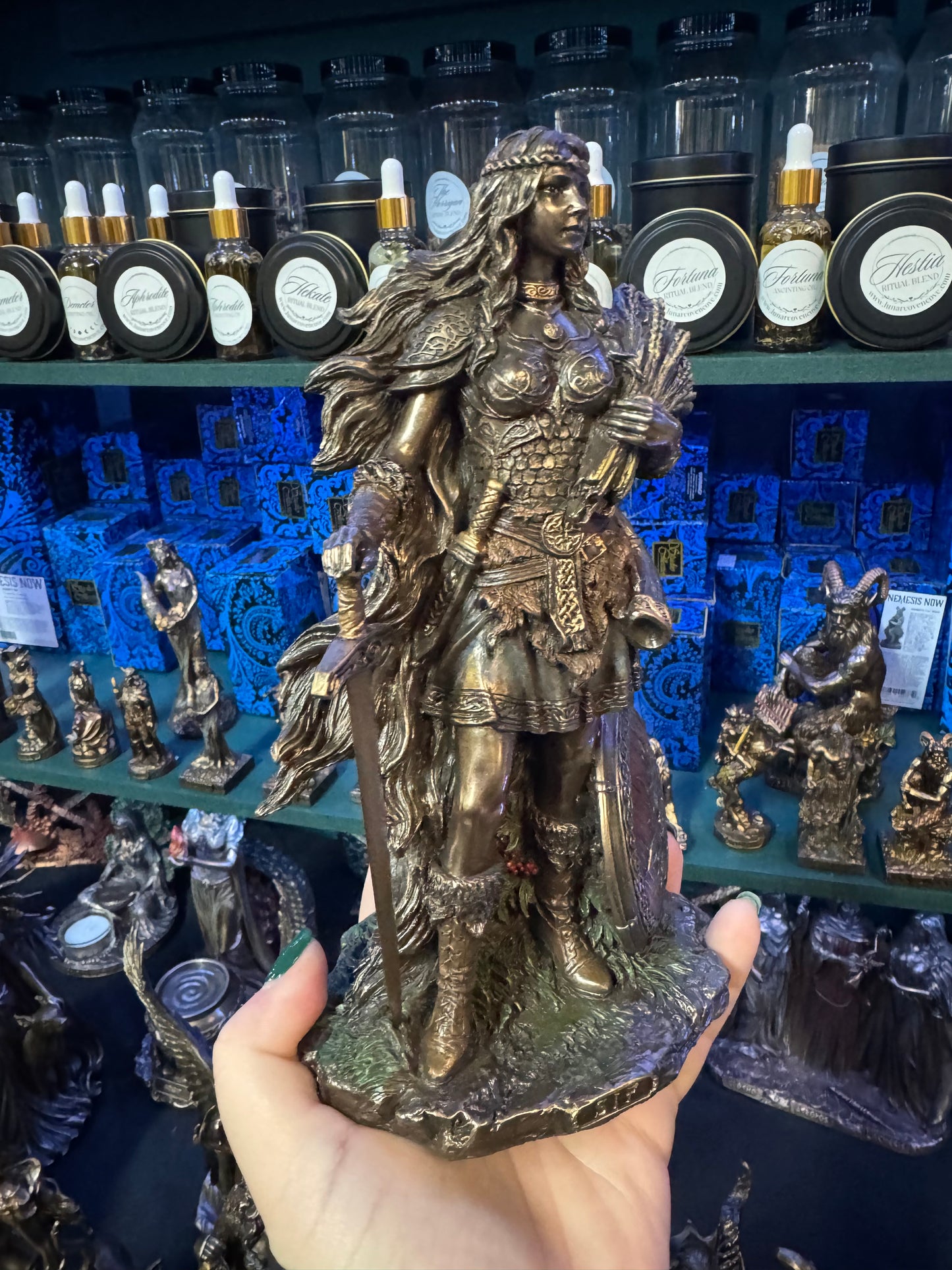 Sif Goddess of Earth and Family Figurine (22cm)
