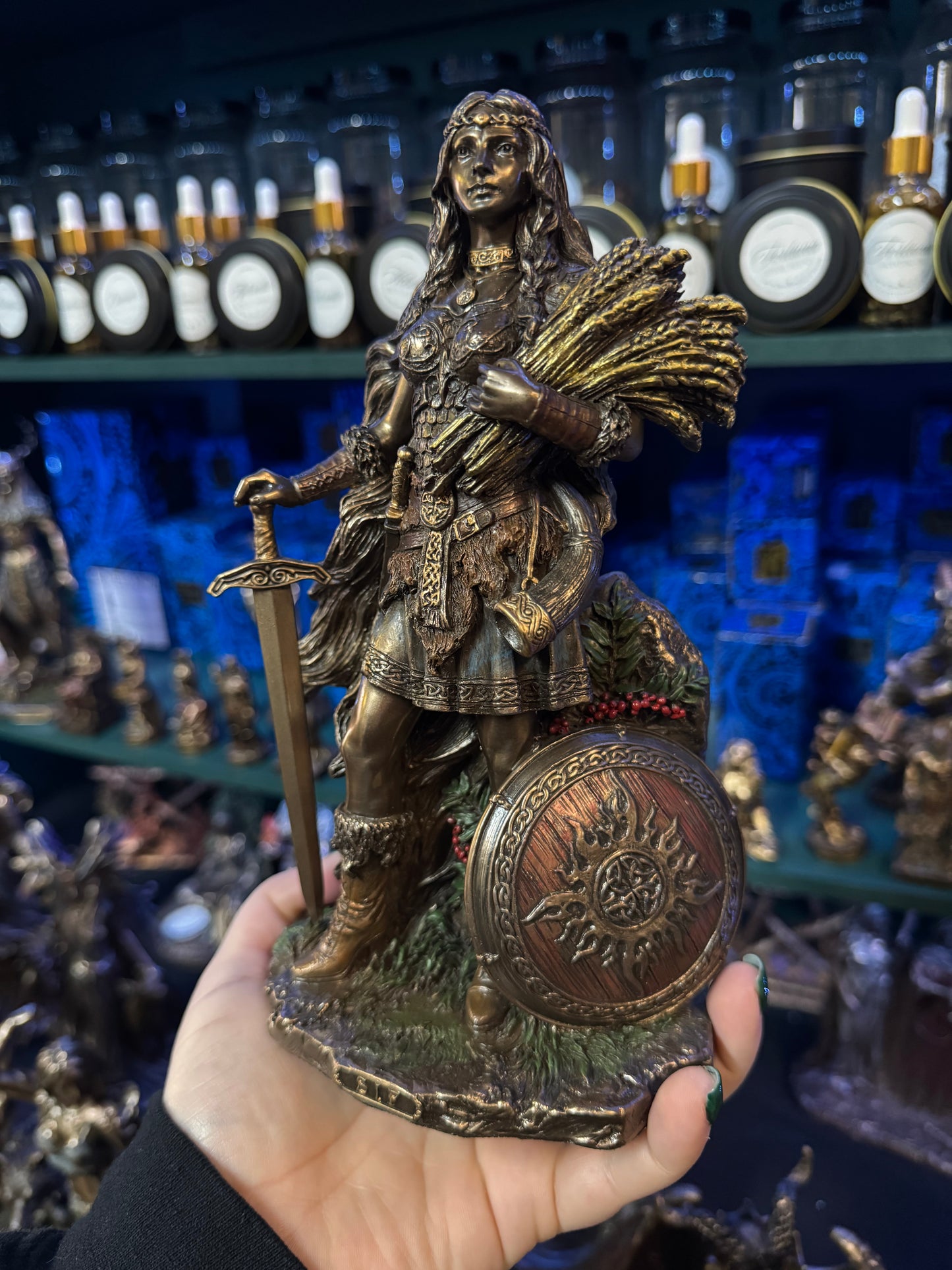 Sif Goddess of Earth and Family Figurine (22cm)