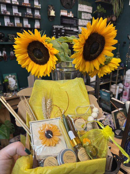 Lughnasadh / Lammas Sabbat Box and single items such as Spell Blend, Anointing Oil and Simmer Pot